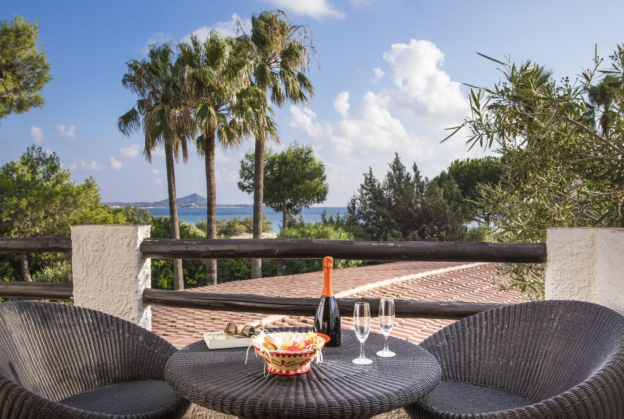 Cormoran Residence Villasimius Exterior photo
