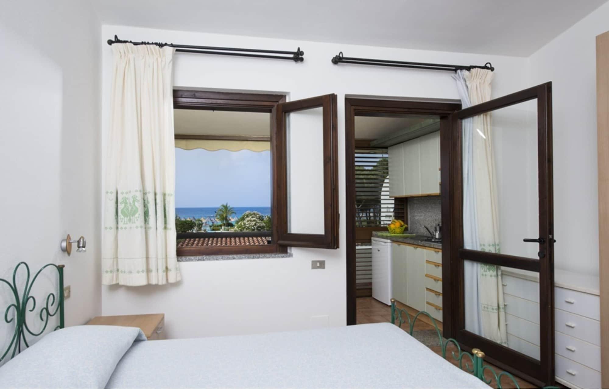 Cormoran Residence Villasimius Exterior photo