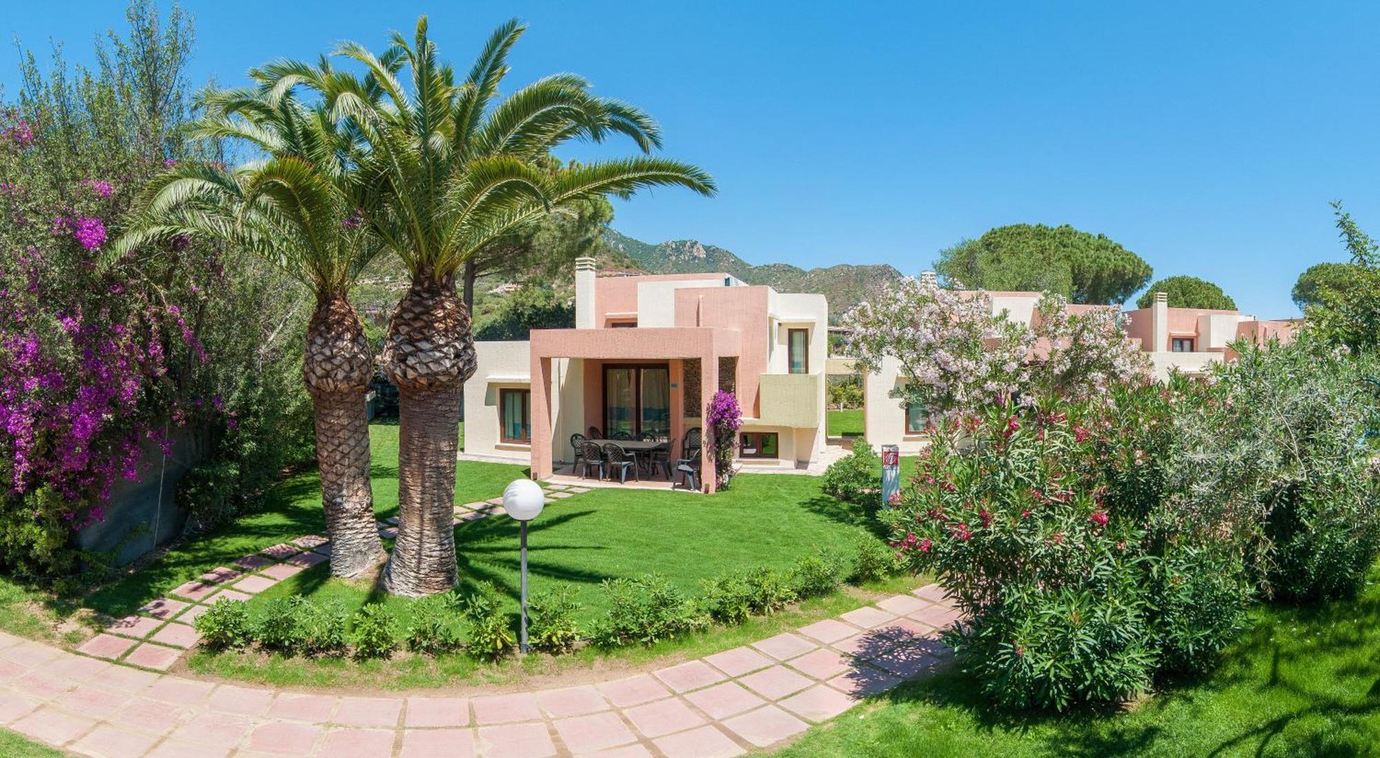 Cormoran Residence Villasimius Exterior photo